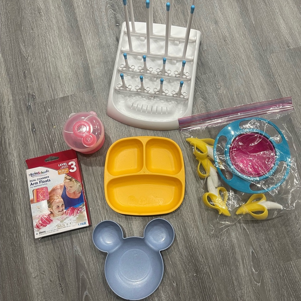 Mickey Mouse Blue Plate and Yellow Tray Set